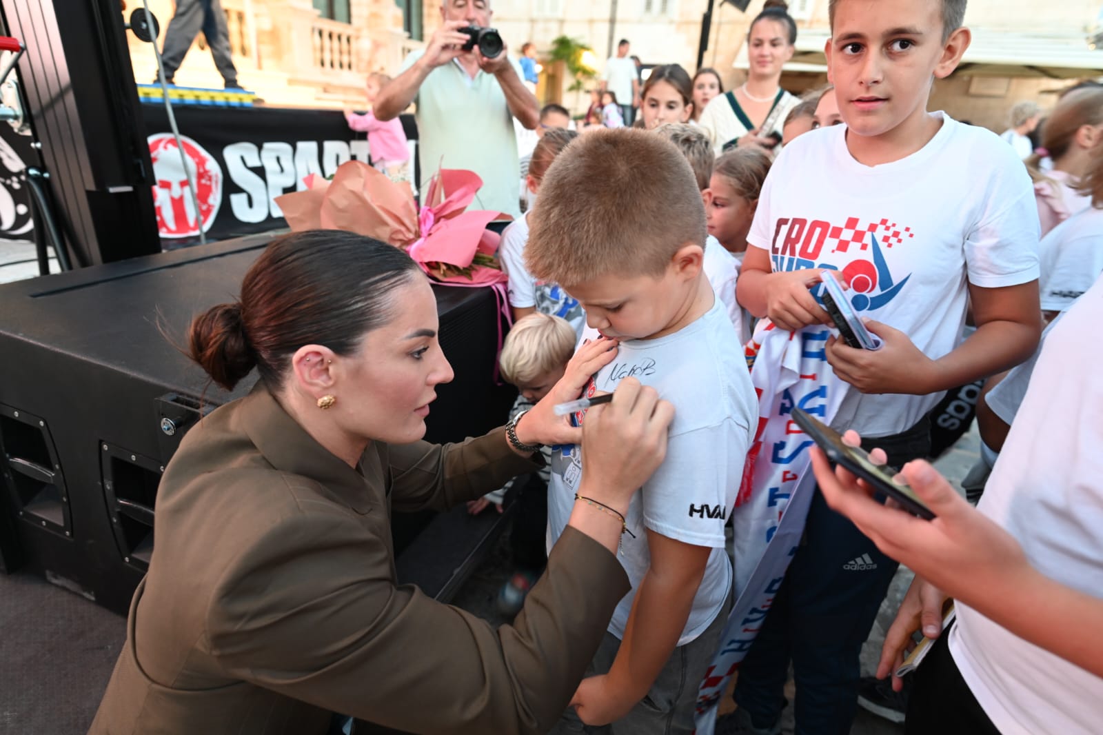 574b444a 0ddb 48e0 be8f 05a274b12bfa